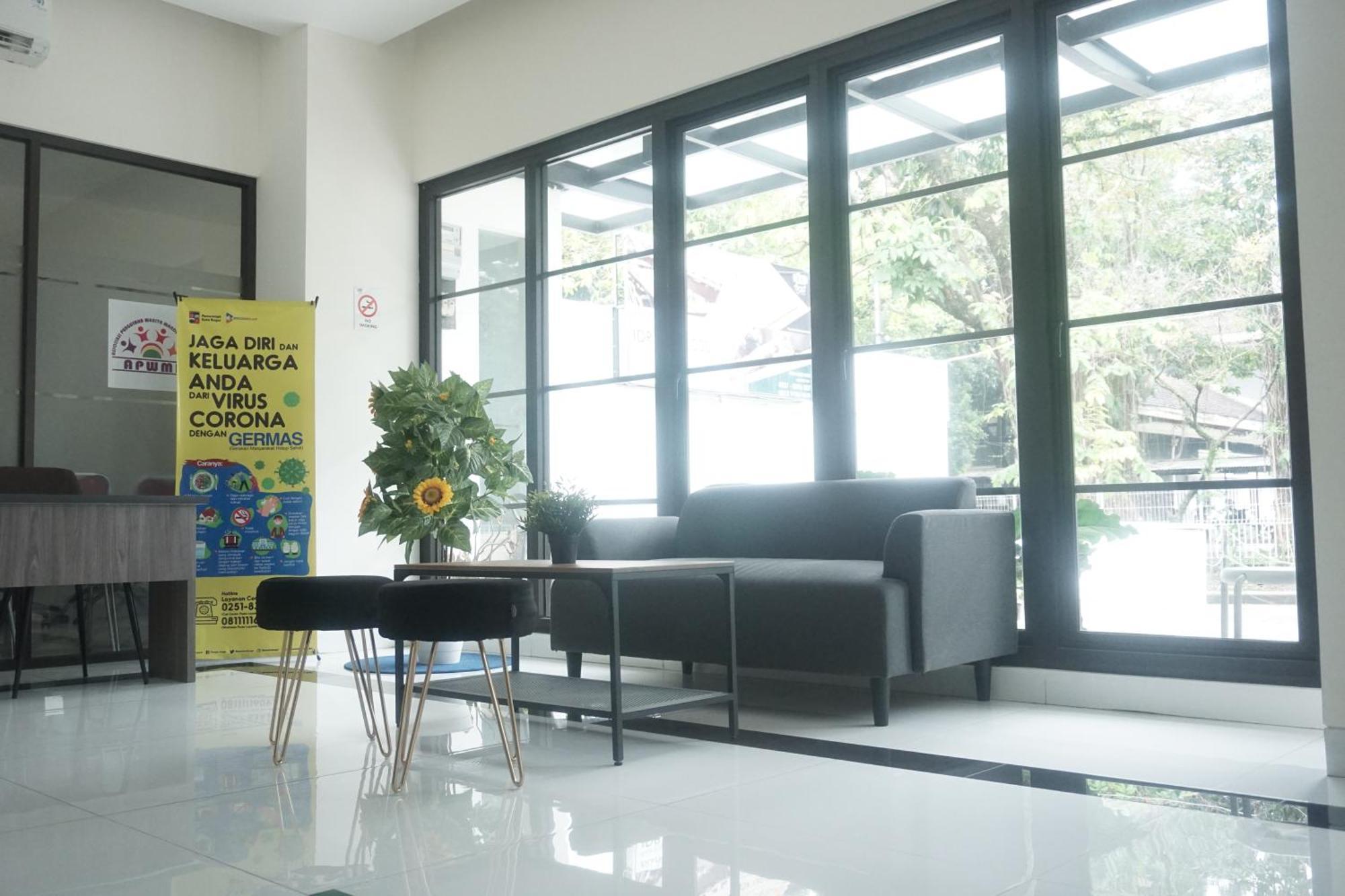 Bianco Costel Hotel Bogor Exterior photo